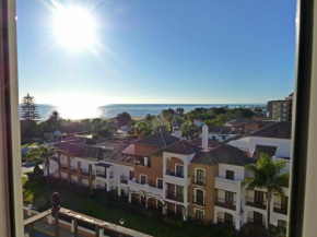 Penthouse with ocean view (6-8 guests)